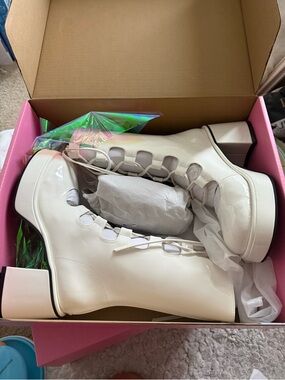 Sugar Thrillz Ghillie lace-up platform boots